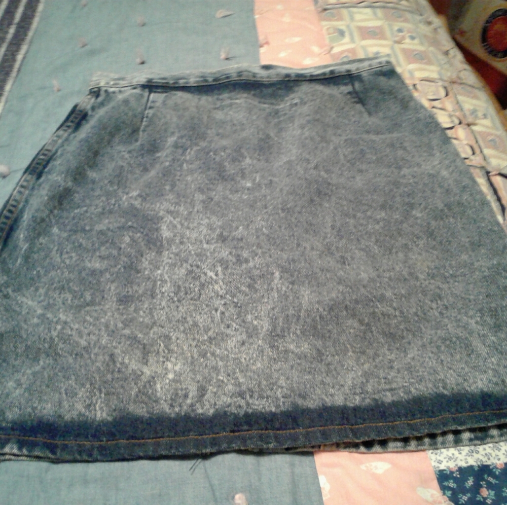 Vintage 80's, Acid/Stone Washed, Denim Skirt